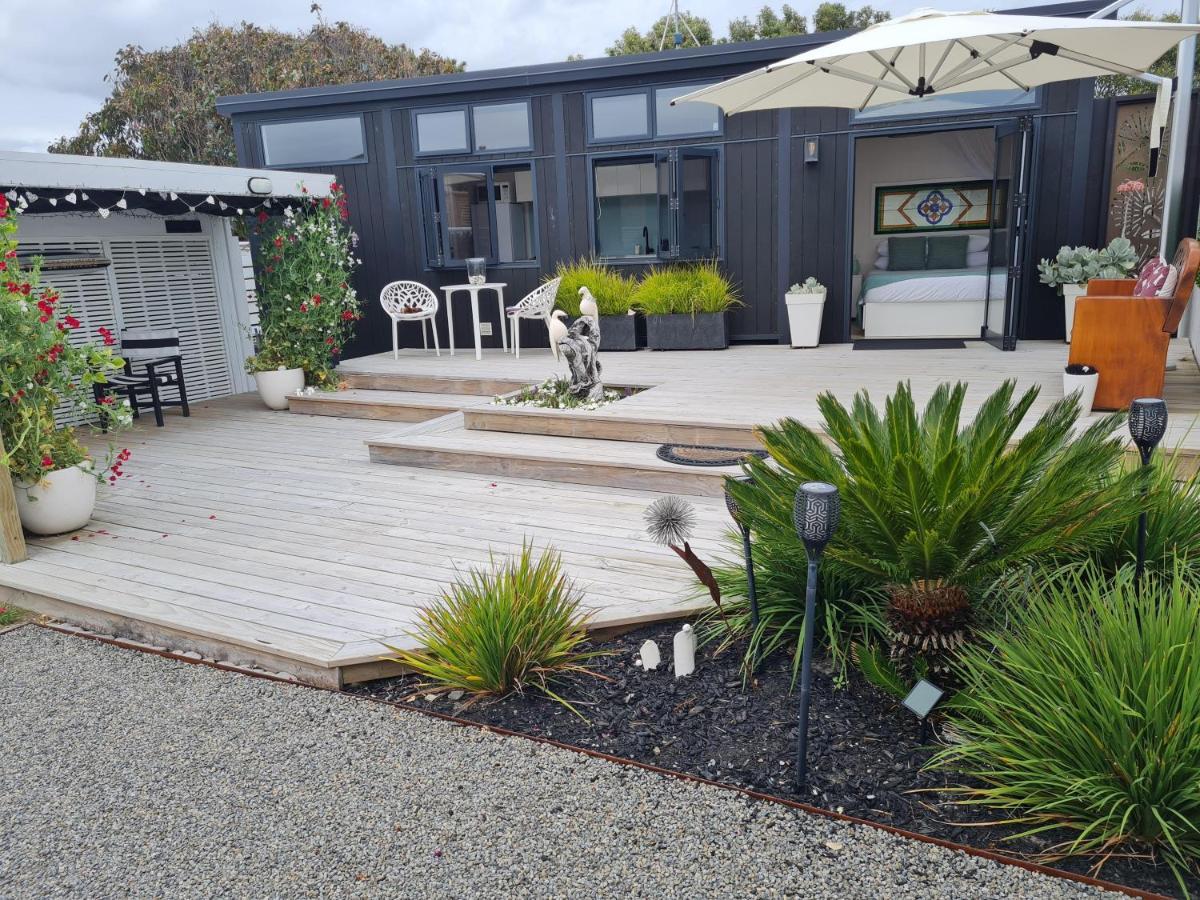 ワイカナエAroha Tiny House Peka Pekaアパートメント エクステリア 写真